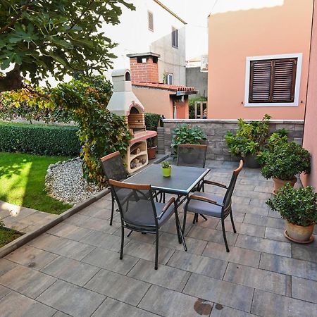 Apartment Irena Posedarje Εξωτερικό φωτογραφία