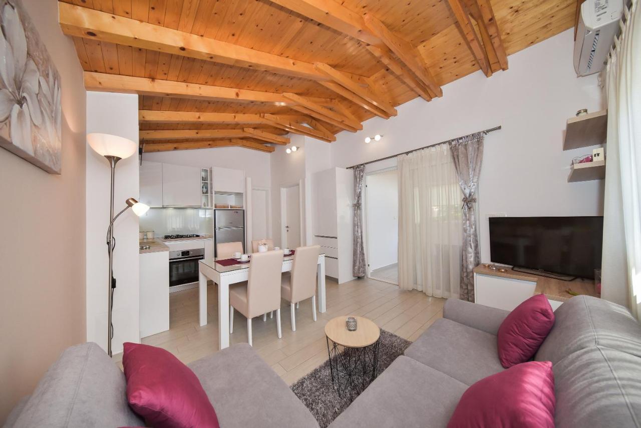 Apartment Irena Posedarje Εξωτερικό φωτογραφία