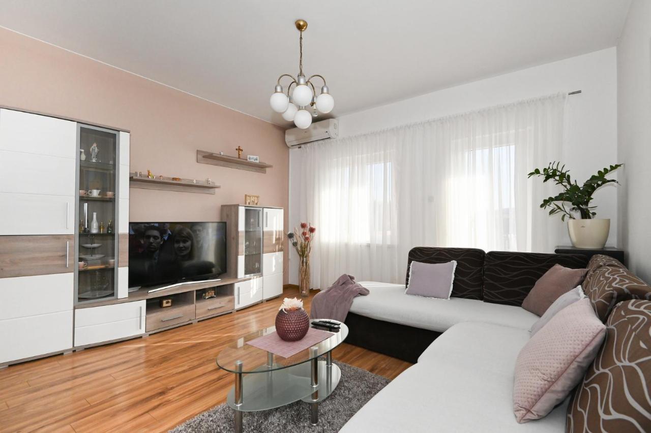 Apartment Irena Posedarje Εξωτερικό φωτογραφία
