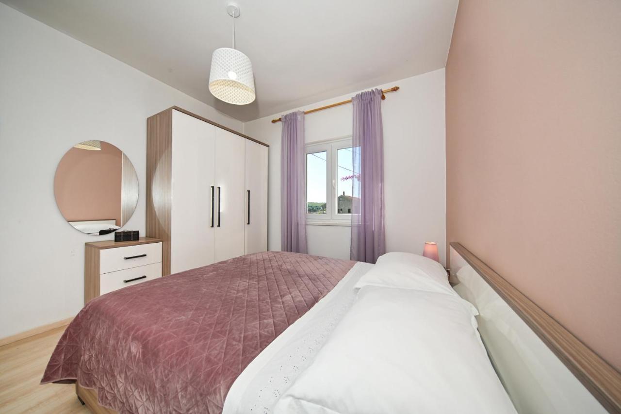 Apartment Irena Posedarje Εξωτερικό φωτογραφία