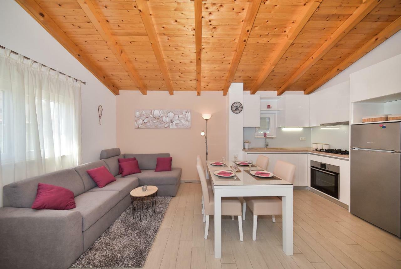 Apartment Irena Posedarje Εξωτερικό φωτογραφία